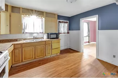 1005 Macarthur Street, Victoria, TX 77901 - Photo 15