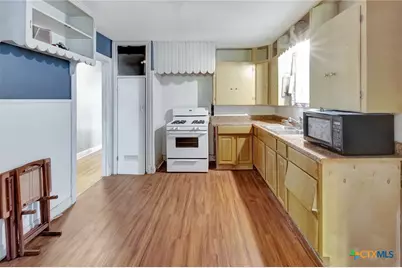 1005 Macarthur Street, Victoria, TX 77901 - Photo 13
