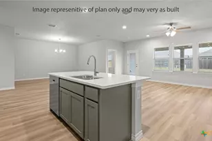 208 Beacon Ln, Victoria, TX 77904 - Photo 7