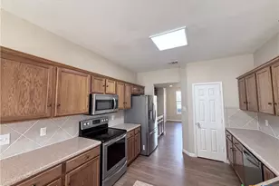 214 Memory Ln, Harker Heights, TX 76548 - Photo 13