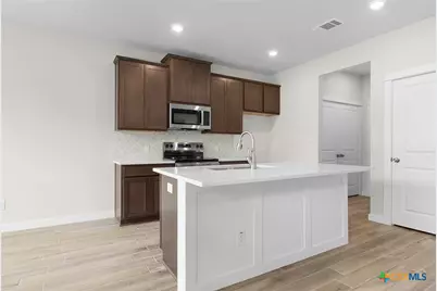 1029 Tabernacle Street, Seguin, TX 78155 - Photo 13