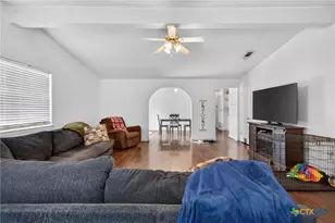 115 W Hogan Dr, Copperas Cove, TX 76522 - Photo 9