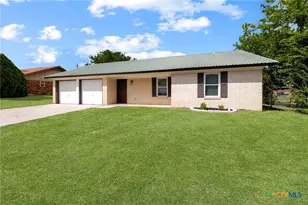 111 E Hogan Dr, Copperas Cove, TX 76522 - Photo 5