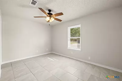 111 E Hogan Drive, Copperas Cove, TX 76522 - Photo 19