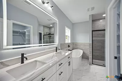 502 Trent Street, Victoria, TX 77905 - Photo 21