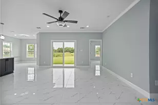 502 Trent St, Victoria, TX 77905 - Photo 11