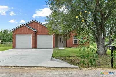 502 Trent Street, Victoria, TX 77905 - Photo 3