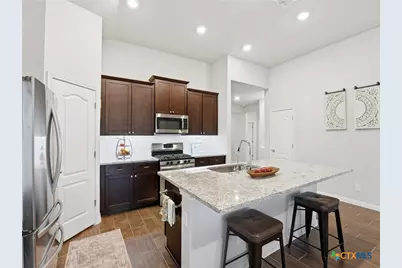 953 Willowbrook Avenue, New Braunfels, TX 78130 - Photo 9