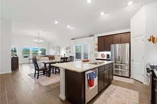 953 Willowbrook Ave, New Braunfels, TX 78130 - Photo 7