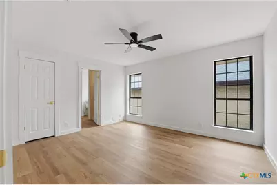 5910 Crescent Falls, Windcrest, TX 78239 - Photo 21