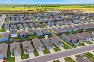 9220 James Bowie, Seguin, TX 78155 - Photo 29