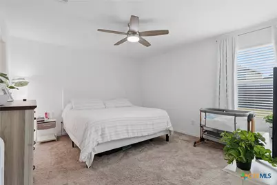 9220 James Bowie, Seguin, TX 78155 - Photo 19