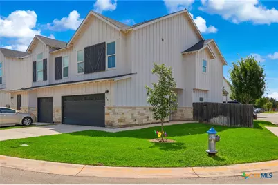 242 Topaz, New Braunfels, TX 78130 - Photo 5