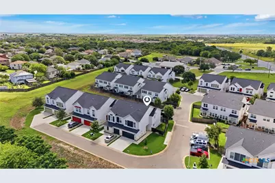 242 Topaz, New Braunfels, TX 78130 - Photo 3