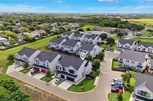 242 Topaz, New Braunfels, TX 78130 - Photo 3