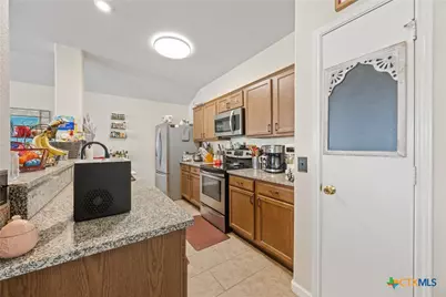 120 Holland Street, Hutto, TX 78634 - Photo 9
