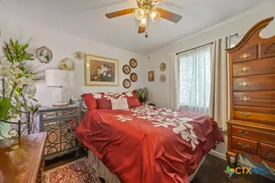 120 Holland Street, Hutto, TX 78634 - Photo 5