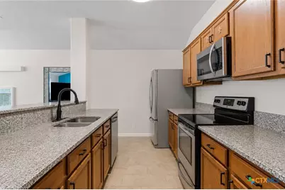 120 Holland Street, Hutto, TX 78634 - Photo 7