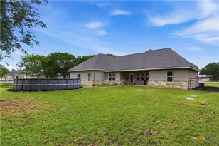 140 Oak Springs Dr, Seguin, TX 78155 - Photo 29