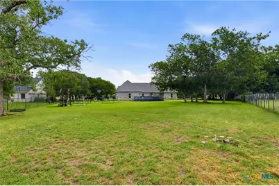 140 Oak Springs Drive, Seguin, TX 78155 - Photo 31