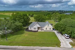 140 Oak Springs Dr, Seguin, TX 78155 - Photo 5