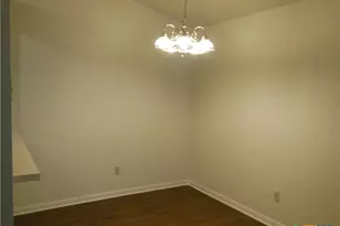 604 Frostwood Dr, New Braunfels, TX 78130 - Photo 5