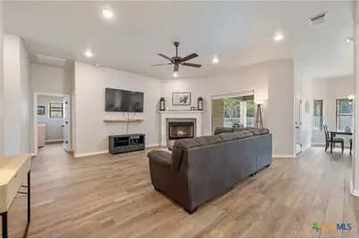 621 Holstein Drive, Belton, TX 76513 - Photo 7