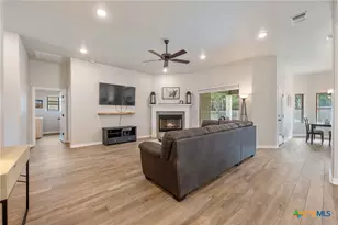 621 Holstein Dr, Belton, TX 76513 - Photo 7