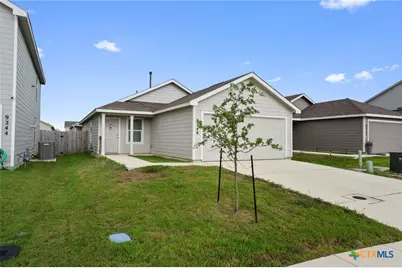 9248 James Bowie, Seguin, TX 78155 - Photo 1