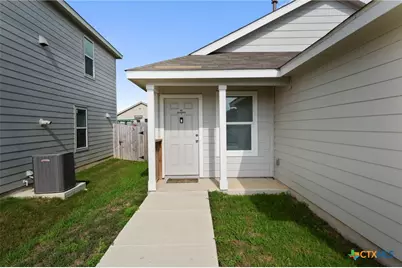 9248 James Bowie, Seguin, TX 78155 - Photo 3