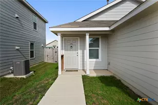 9248 James Bowie, Seguin, TX 78155 - Photo 3