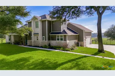 944 West Lake Trail, Victoria, TX 77905 - Photo 1