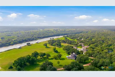 944 West Lake Trail, Victoria, TX 77905 - Photo 31