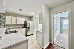 204 Woodley Rd, Leander, TX 78641 - Photo 15