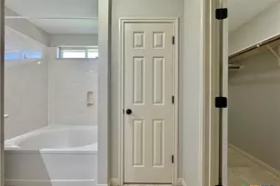 204 Woodley Rd, Leander, TX 78641 - Photo 27