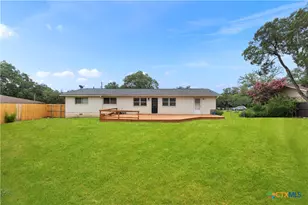 21 Ohio Ave, New Braunfels, TX 78130 - Photo 29