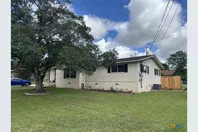 21 Ohio Avenue, New Braunfels, TX 78130 - Photo 3