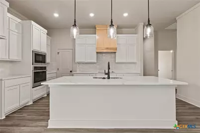 138 Dana Point Road, Lorena, TX 76655 - Photo 9