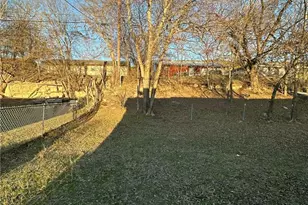 910 Hill St, Copperas Cove, TX 76522 - Photo 11