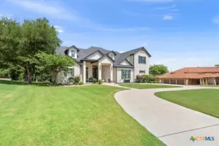 3806 Southlake Dr, Belton, TX 76513 - Photo 3