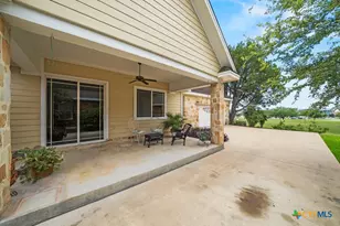 2215 Gruene Lake Dr, New Braunfels, TX 78130 - Photo 19