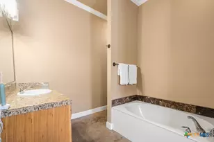 2215 Gruene Lake Dr, New Braunfels, TX 78130 - Photo 13