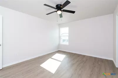 802 White Meadow Lane #B, Harker Heights, TX 76548 - Photo 7