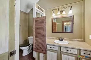 117 N Main St, Paige, TX 78659 - Photo 29