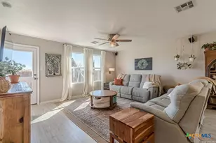 542 Summersweet Rd, New Braunfels, TX 78130 - Photo 7