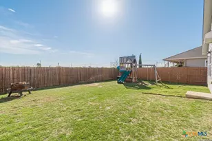542 Summersweet Rd, New Braunfels, TX 78130 - Photo 15
