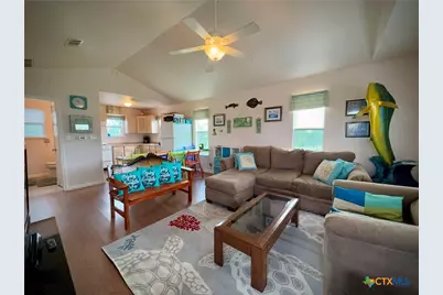 111 Springfield Avenue, Port Lavaca, TX 77979 - Photo 15