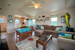 111 Springfield Ave, Port Lavaca, TX 77979 - Photo 15
