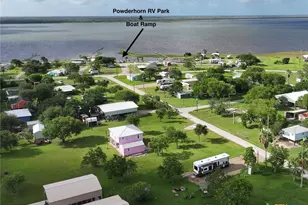 111 Springfield Ave, Port Lavaca, TX 77979 - Photo 9