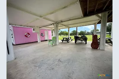 111 Springfield Avenue, Port Lavaca, TX 77979 - Photo 27